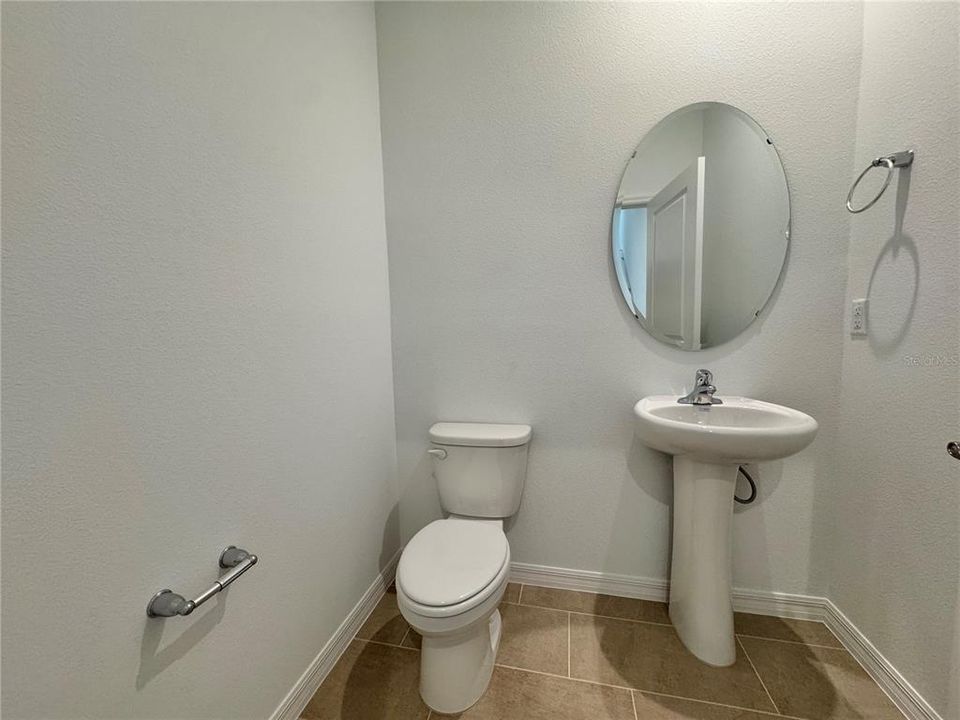 En Renta: $2,295 (3 camas, 2 baños, 1760 Pies cuadrados)