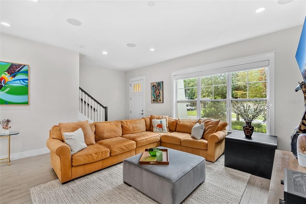 出租: $3,950 (3 贝兹, 2 浴室, 1866 平方英尺)