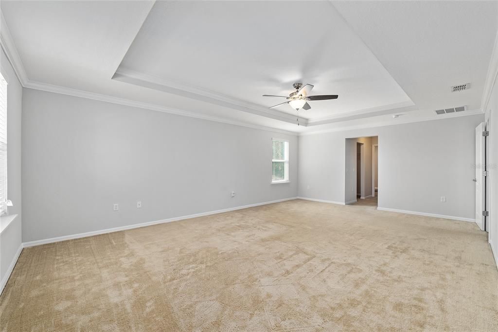 待售: $565,000 (6 贝兹, 4 浴室, 3894 平方英尺)