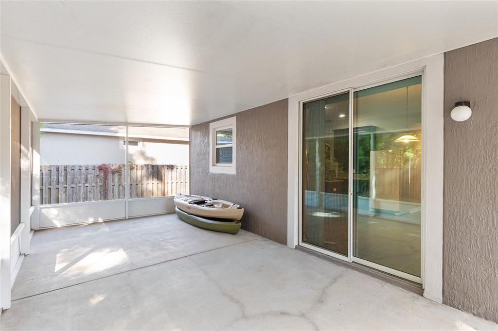 待售: $565,000 (6 贝兹, 4 浴室, 3894 平方英尺)