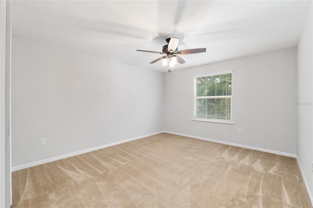 待售: $565,000 (6 贝兹, 4 浴室, 3894 平方英尺)