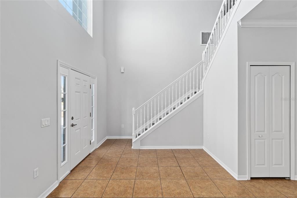 待售: $565,000 (6 贝兹, 4 浴室, 3894 平方英尺)