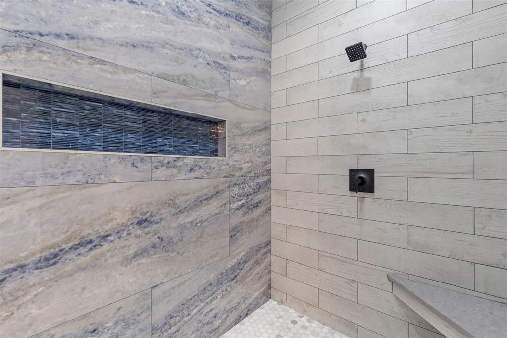 For Sale: $1,090,000 (3 beds, 2 baths, 2936 Square Feet)