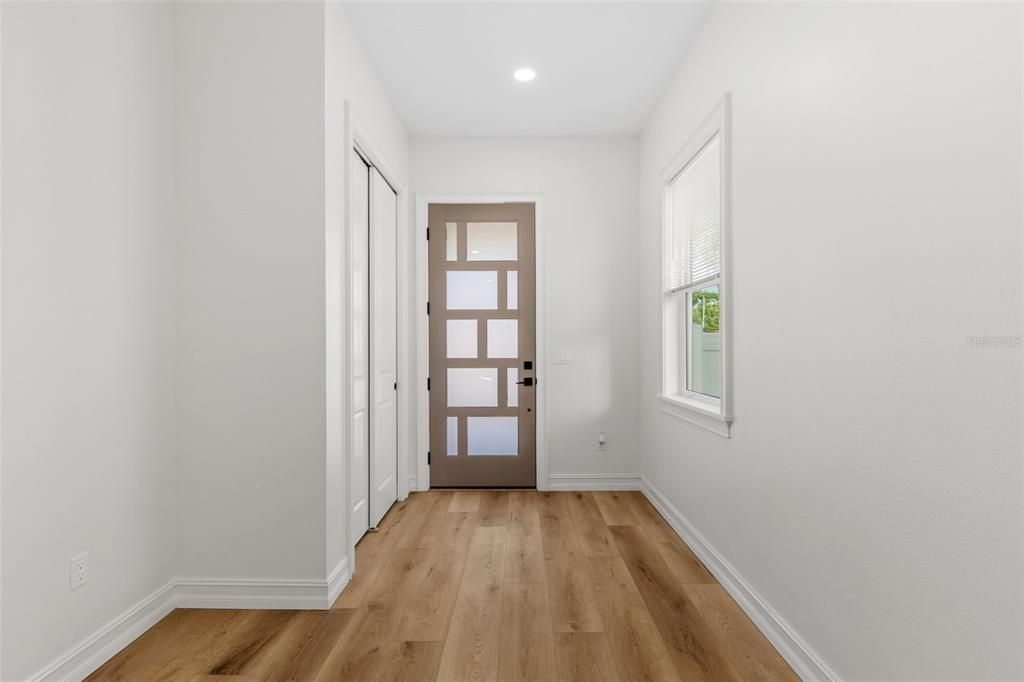 For Sale: $1,090,000 (3 beds, 2 baths, 2936 Square Feet)