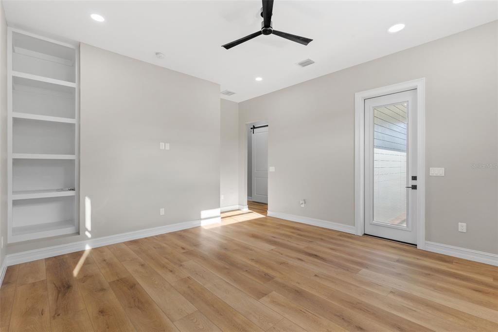 For Sale: $1,090,000 (3 beds, 2 baths, 2936 Square Feet)