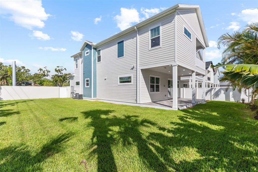 For Sale: $1,090,000 (3 beds, 2 baths, 2936 Square Feet)