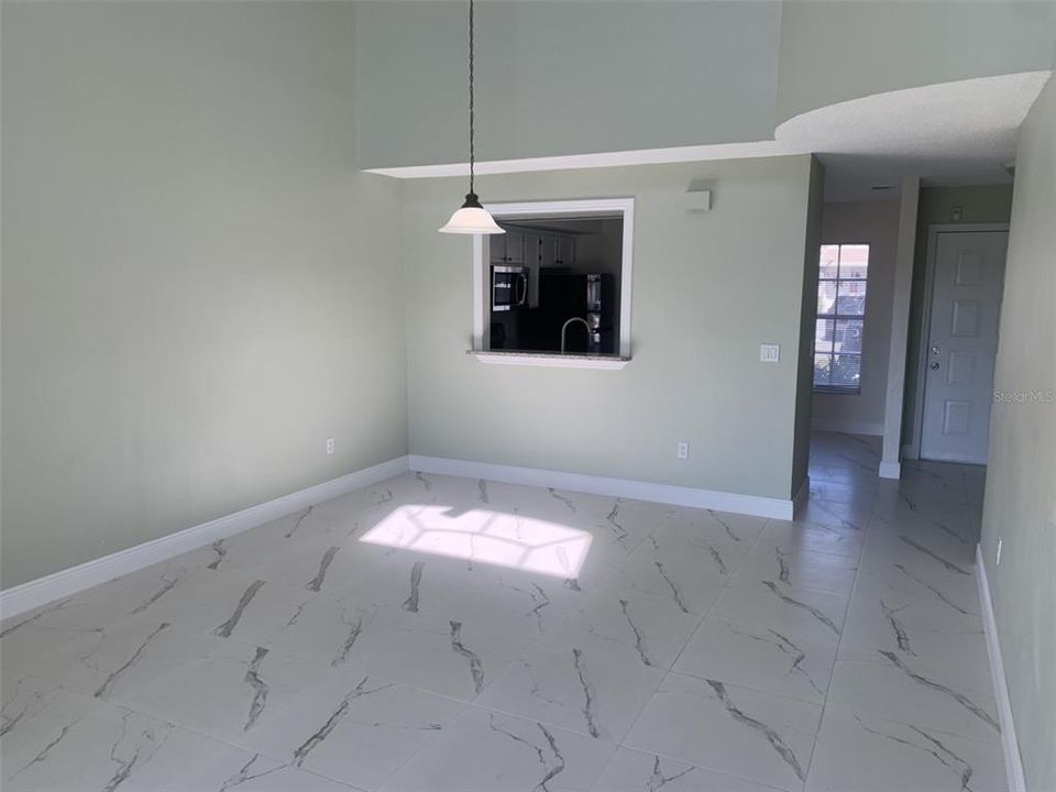 На продажу: $329,900 (3 спален, 2 ванн, 1279 Квадратных фут)