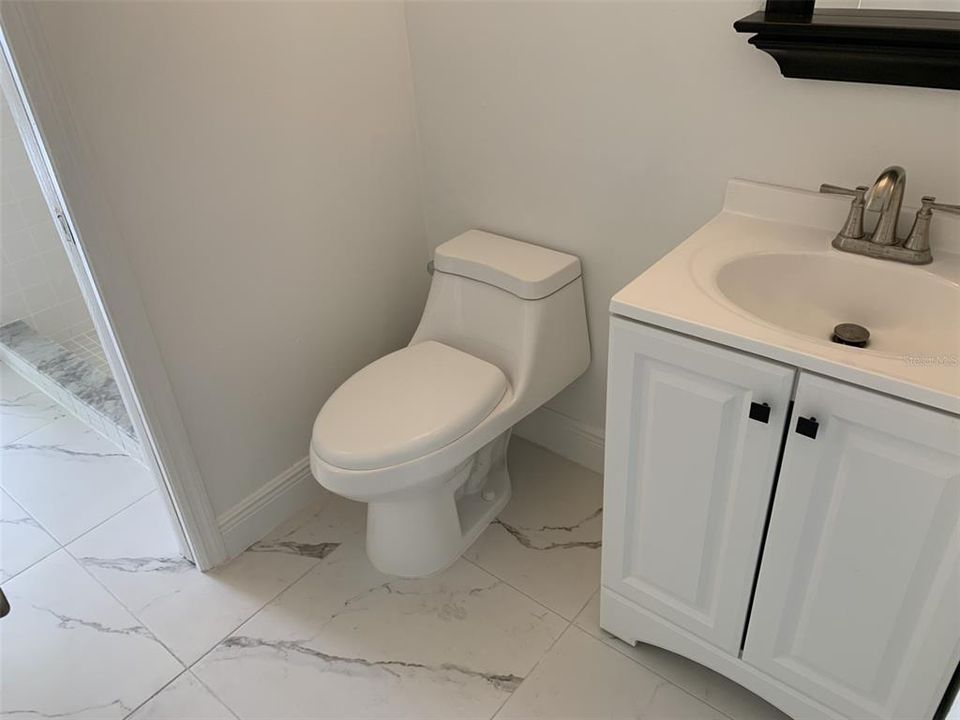 На продажу: $329,900 (3 спален, 2 ванн, 1279 Квадратных фут)