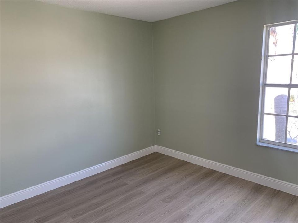 На продажу: $329,900 (3 спален, 2 ванн, 1279 Квадратных фут)