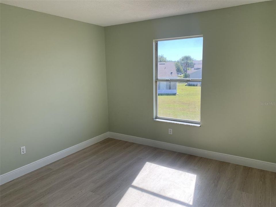 На продажу: $329,900 (3 спален, 2 ванн, 1279 Квадратных фут)