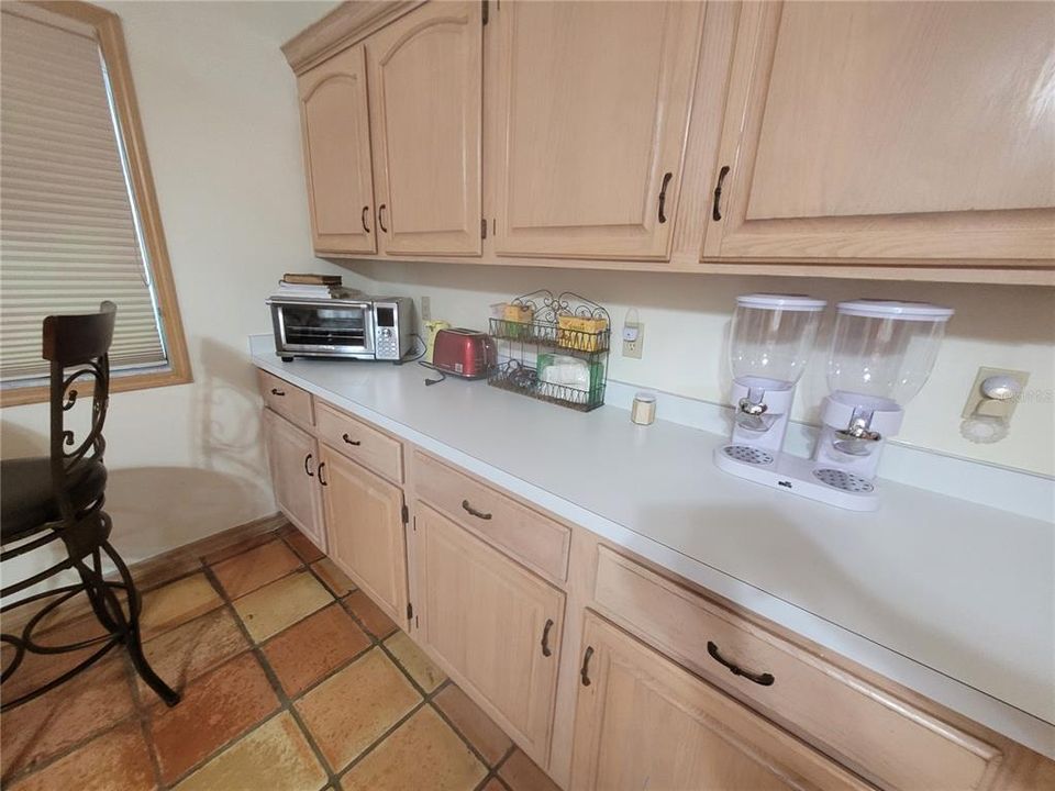 For Sale: $537,900 (4 beds, 3 baths, 2690 Square Feet)