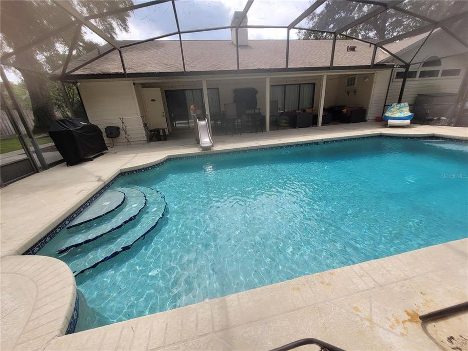 For Sale: $537,900 (4 beds, 3 baths, 2690 Square Feet)