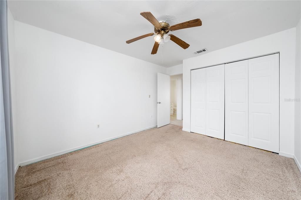 For Sale: $324,000 (4 beds, 2 baths, 1390 Square Feet)