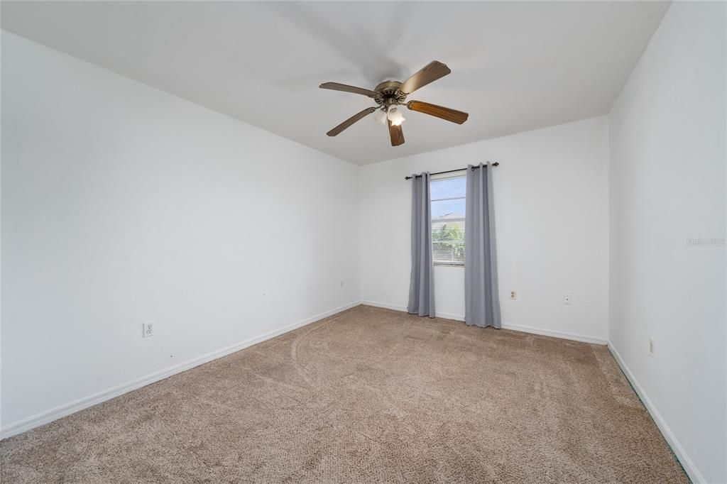 For Sale: $324,000 (4 beds, 2 baths, 1390 Square Feet)