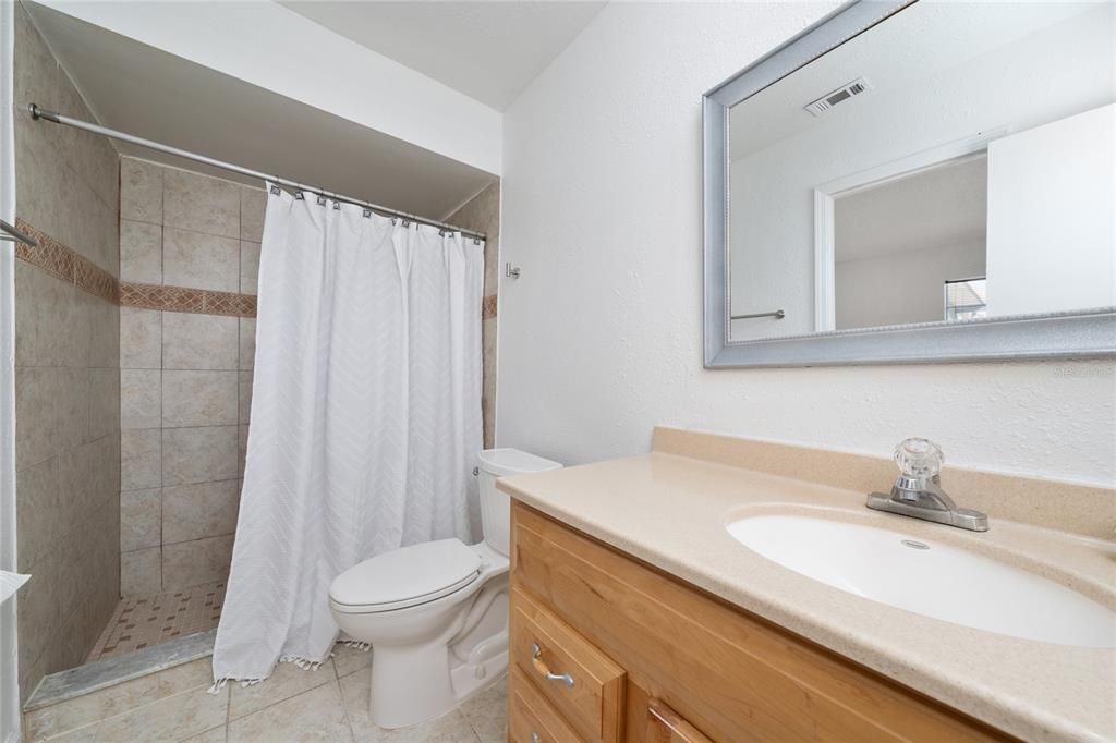 For Sale: $324,000 (4 beds, 2 baths, 1390 Square Feet)