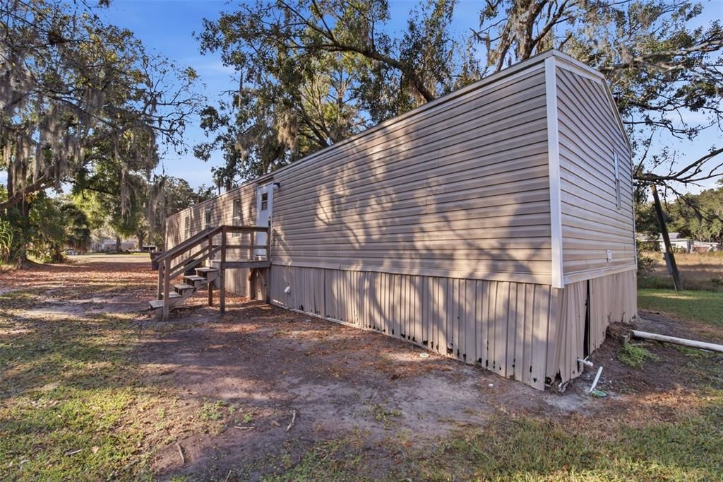 待售: $220,000 (3 贝兹, 2 浴室, 1216 平方英尺)