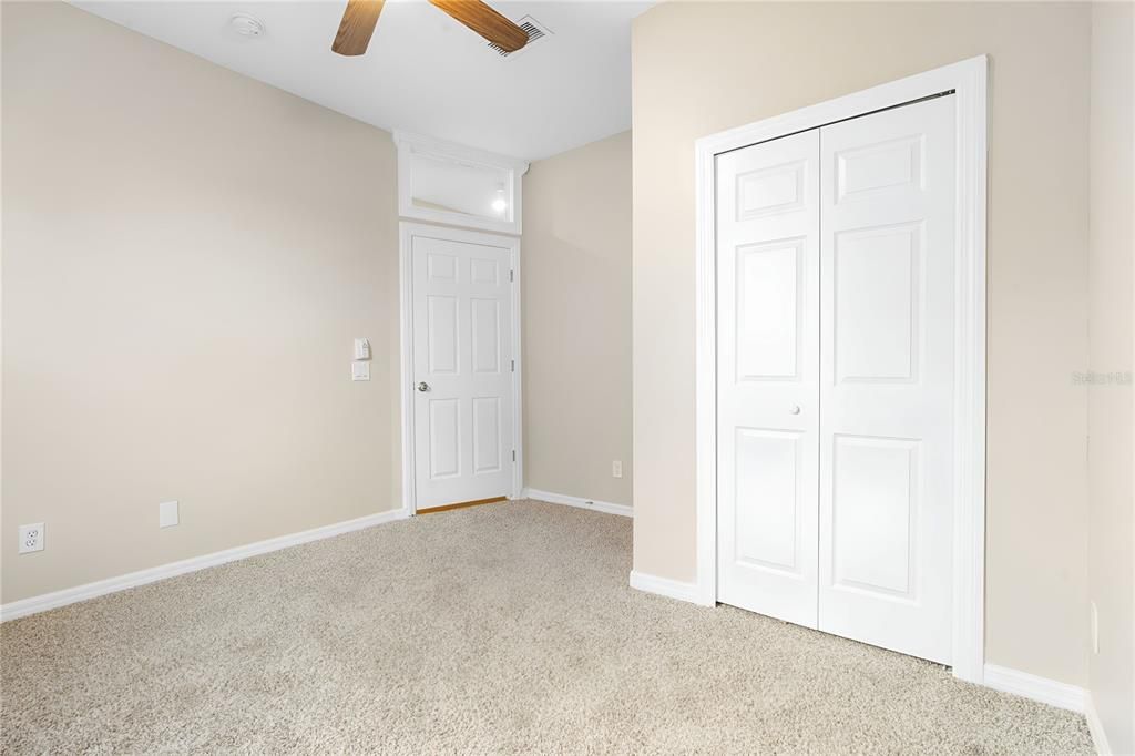 Под контрактом: $524,900 (4 спален, 3 ванн, 2465 Квадратных фут)