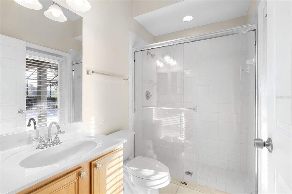 Под контрактом: $524,900 (4 спален, 3 ванн, 2465 Квадратных фут)