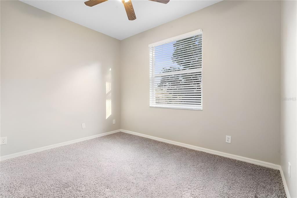 Под контрактом: $524,900 (4 спален, 3 ванн, 2465 Квадратных фут)