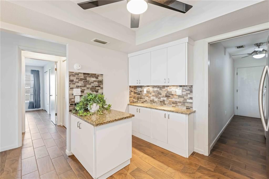 En Venta: $327,000 (2 camas, 2 baños, 1601 Pies cuadrados)