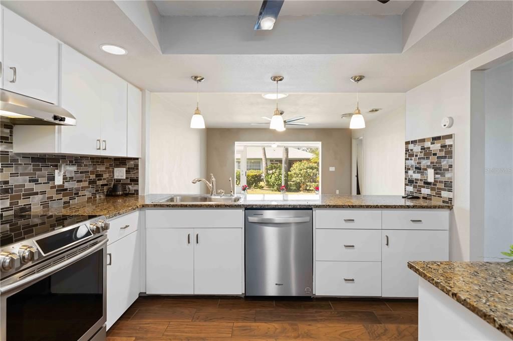 En Venta: $327,000 (2 camas, 2 baños, 1601 Pies cuadrados)