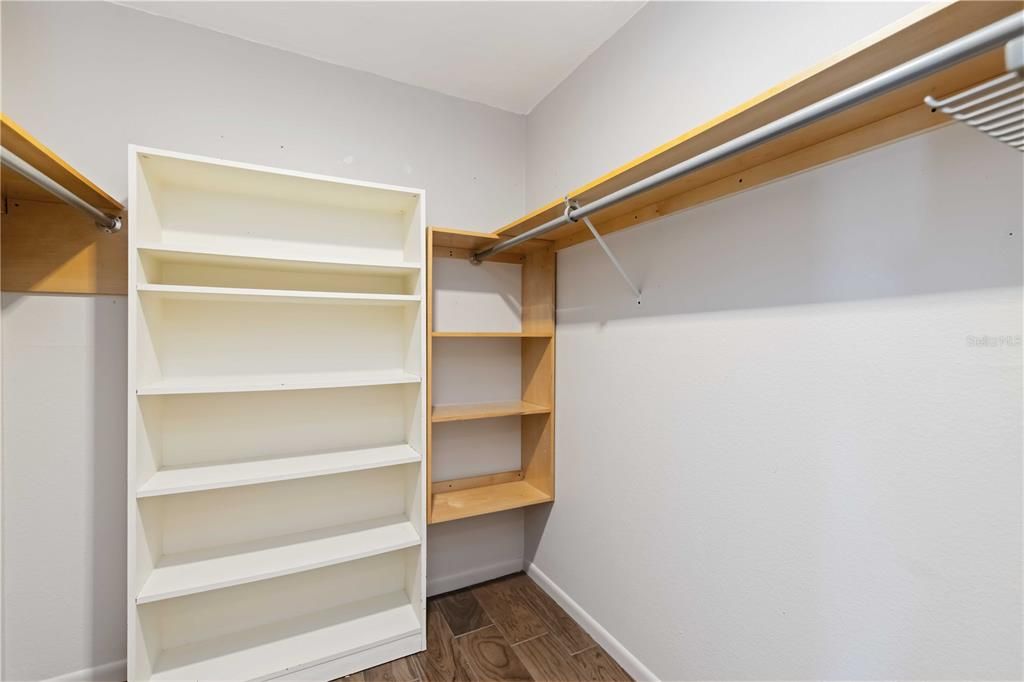 En Venta: $327,000 (2 camas, 2 baños, 1601 Pies cuadrados)