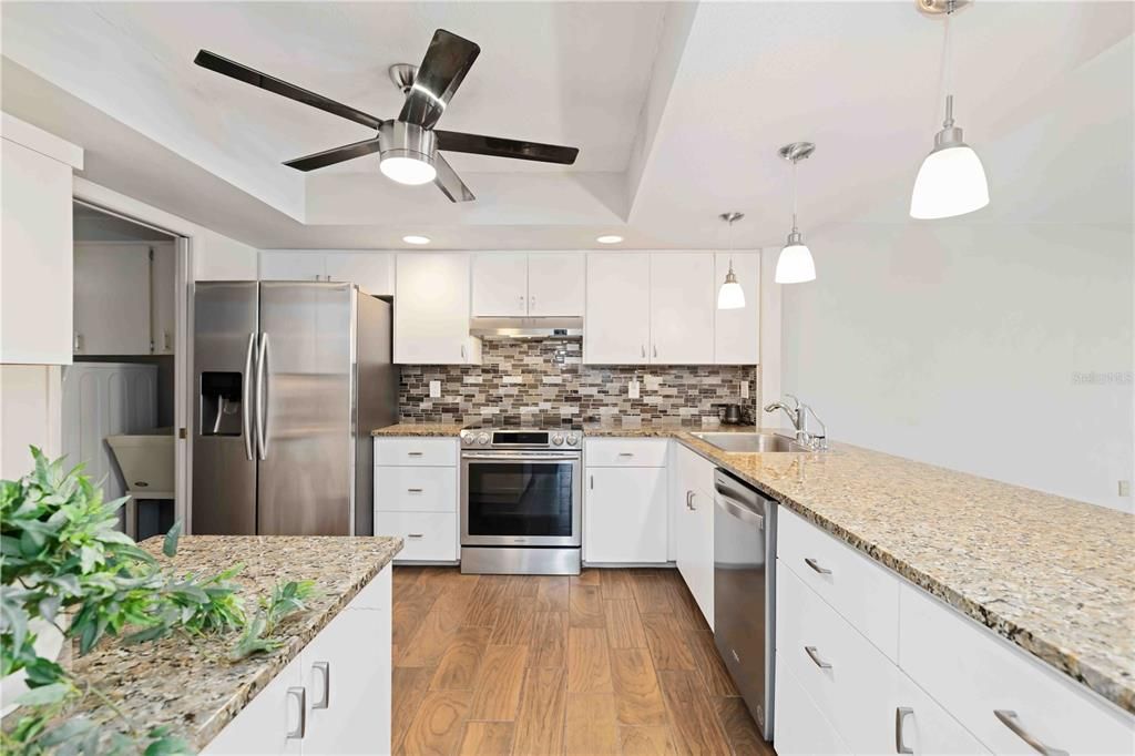 En Venta: $327,000 (2 camas, 2 baños, 1601 Pies cuadrados)