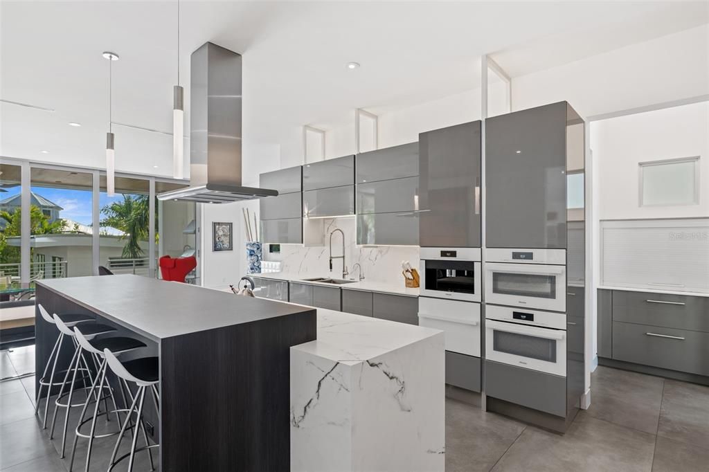 En Venta: $6,375,000 (4 camas, 4 baños, 4978 Pies cuadrados)