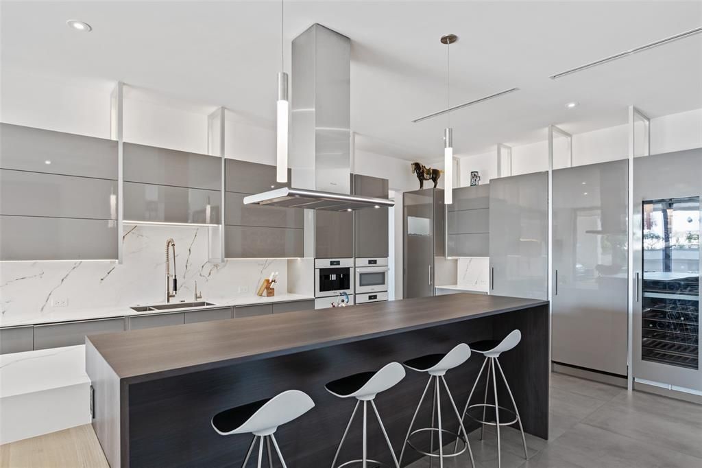 En Venta: $6,375,000 (4 camas, 4 baños, 4978 Pies cuadrados)