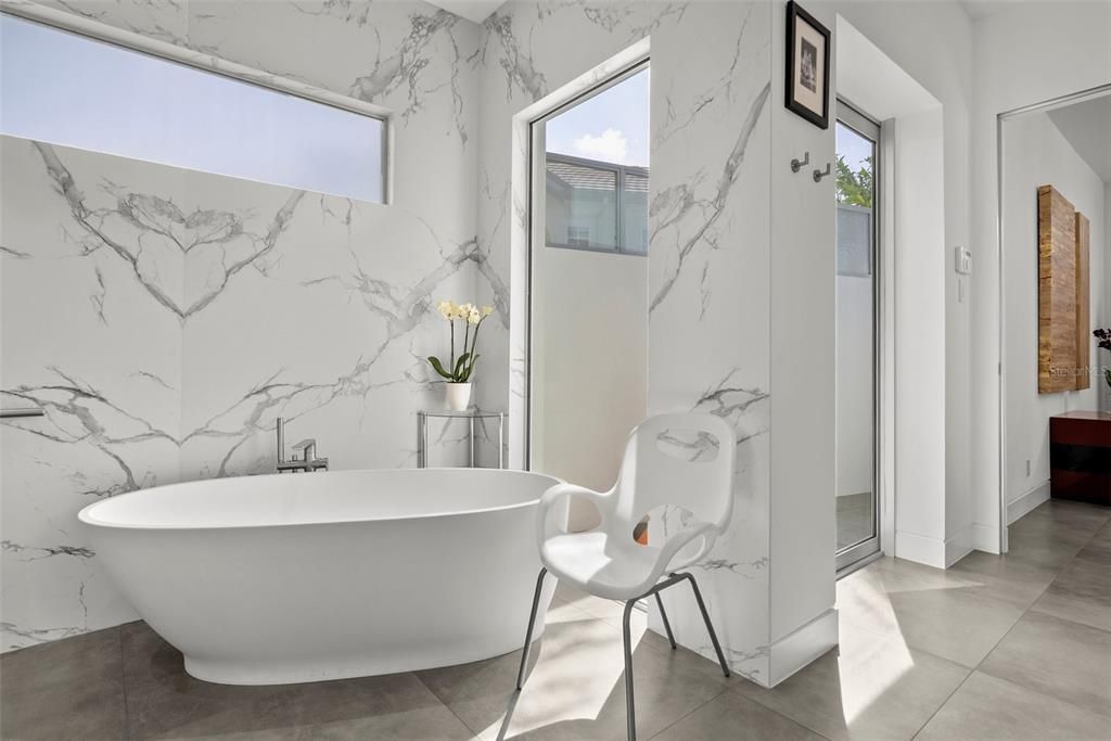 En Venta: $6,375,000 (4 camas, 4 baños, 4978 Pies cuadrados)