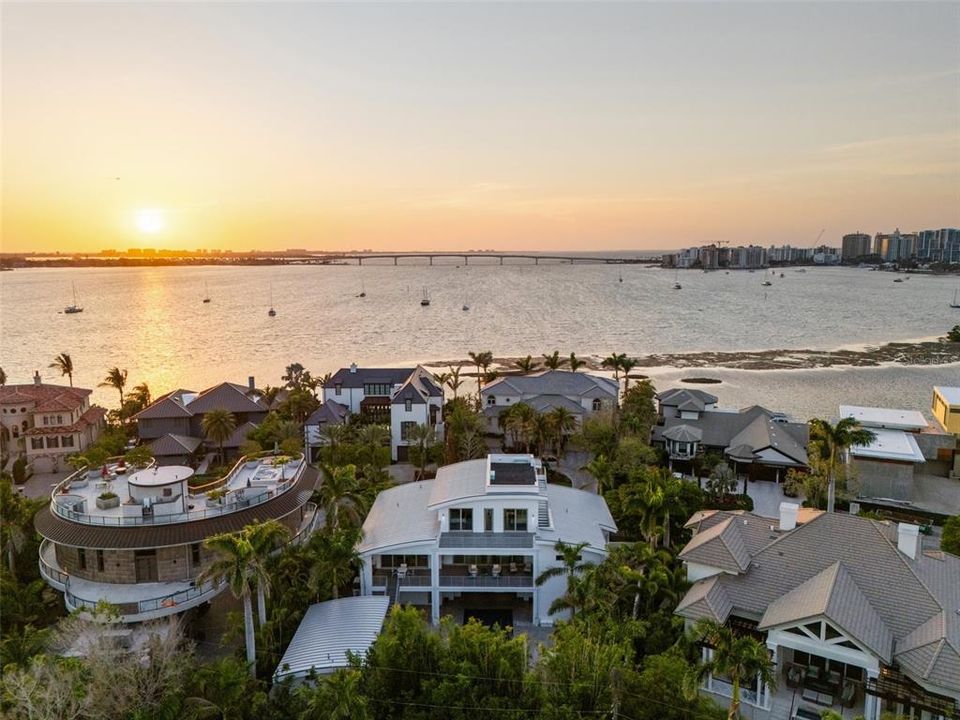 En Venta: $6,375,000 (4 camas, 4 baños, 4978 Pies cuadrados)