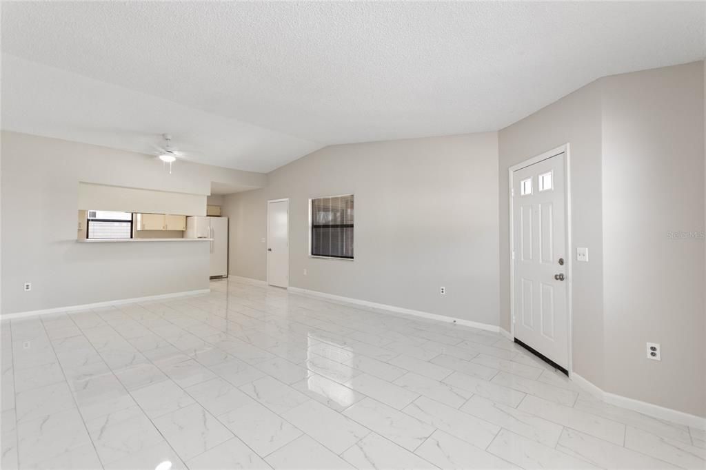 En Renta: $1,650 (2 camas, 2 baños, 1004 Pies cuadrados)