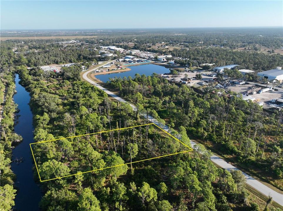 待售: $225,000 (1.09 acres)