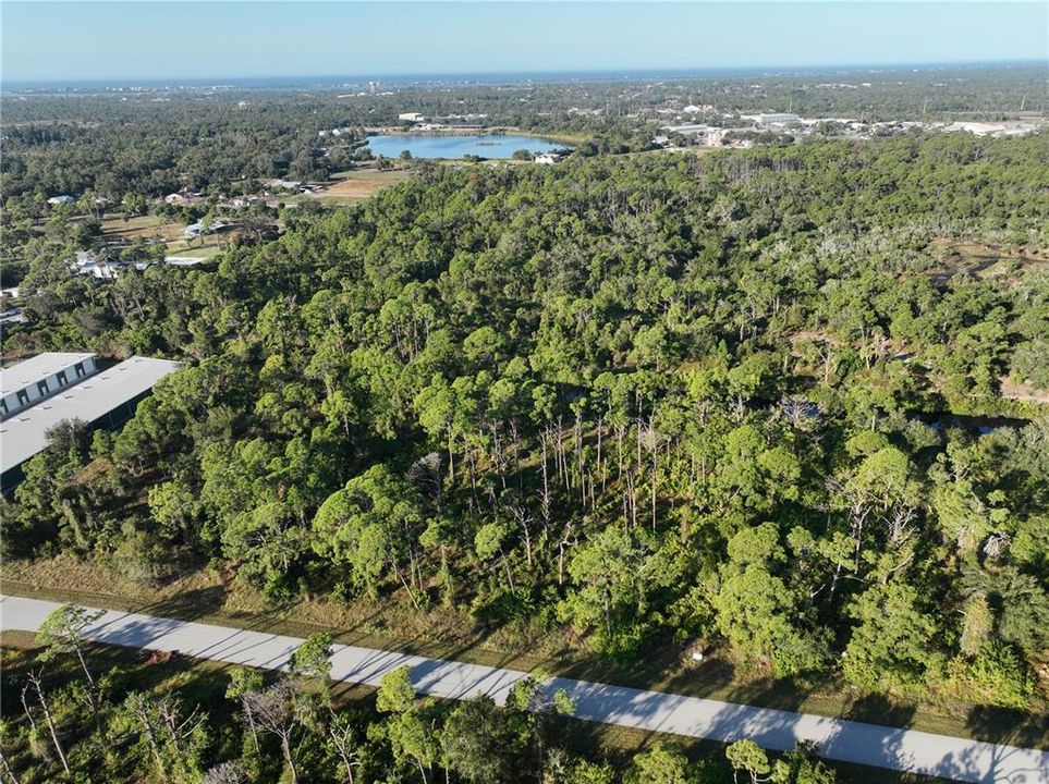 待售: $225,000 (1.09 acres)