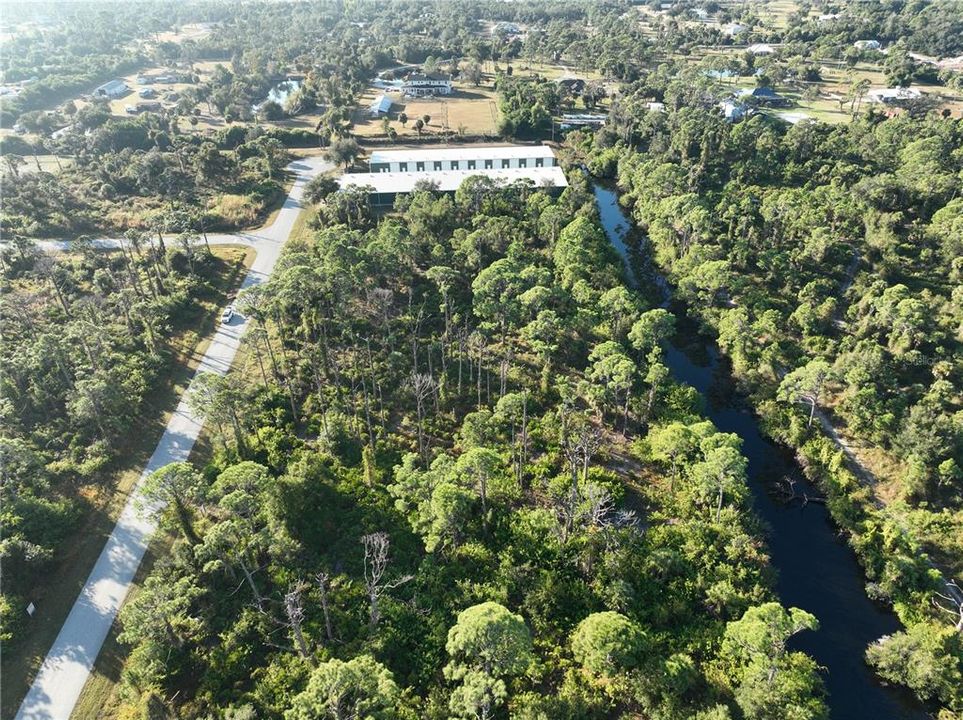 待售: $225,000 (1.09 acres)