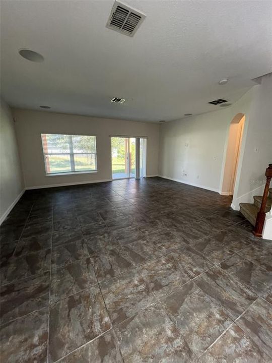 В аренду: $2,650 (4 спален, 2 ванн, 2414 Квадратных фут)