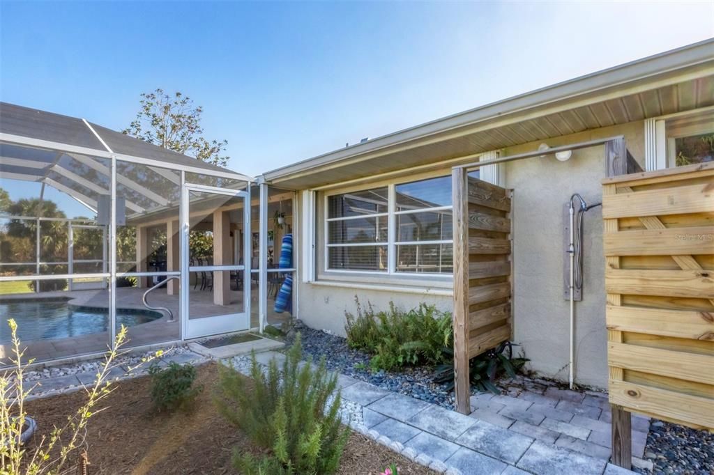 На продажу: $649,900 (3 спален, 2 ванн, 1532 Квадратных фут)