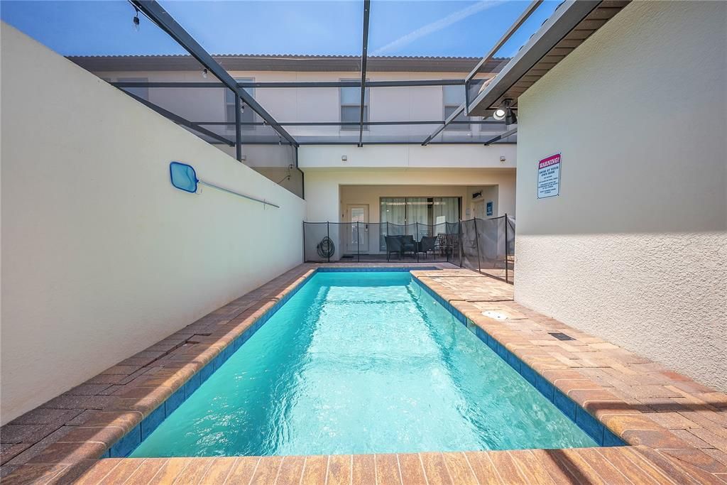 For Rent: $3,100 (5 beds, 4 baths, 2263 Square Feet)