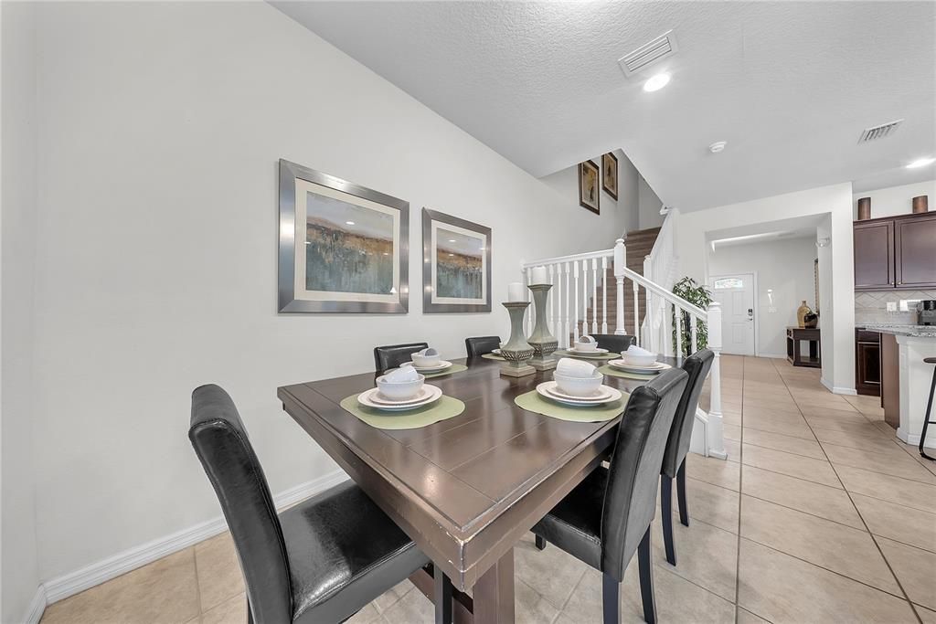 For Rent: $3,100 (5 beds, 4 baths, 2263 Square Feet)