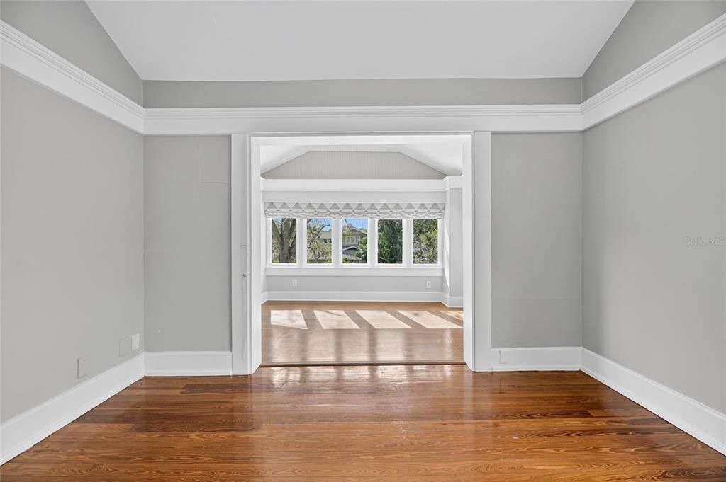 For Rent: $7,995 (3 beds, 2 baths, 2922 Square Feet)