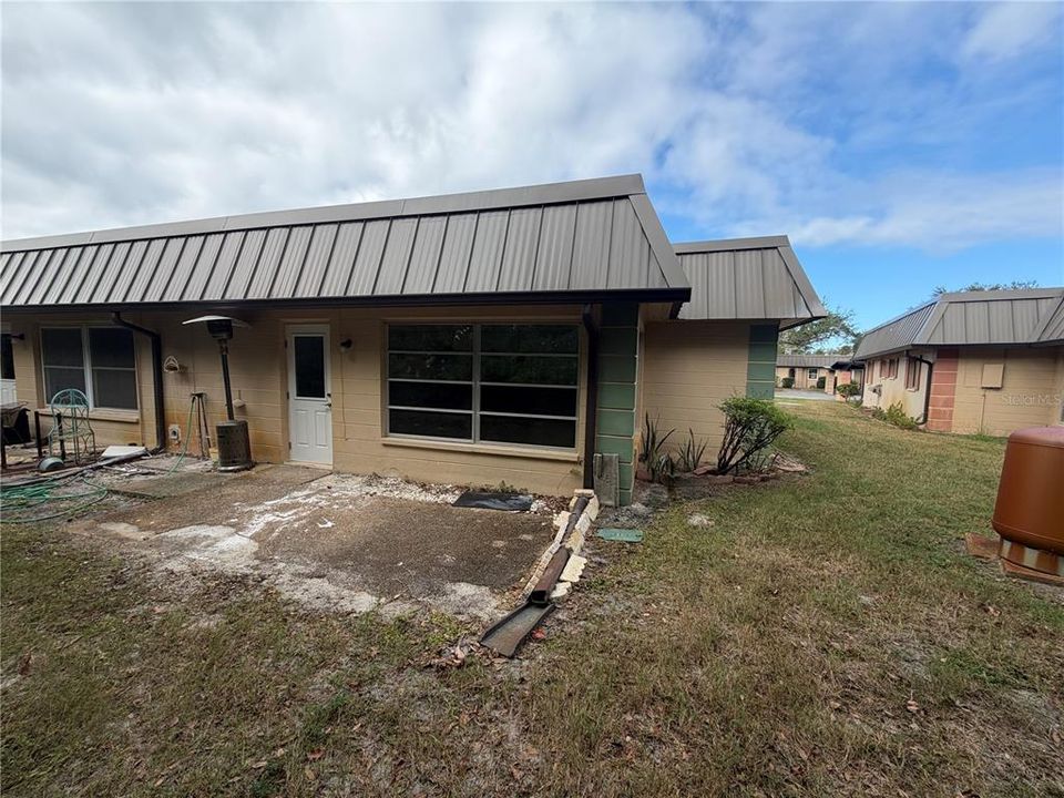 For Rent: $1,700 (2 beds, 2 baths, 1050 Square Feet)