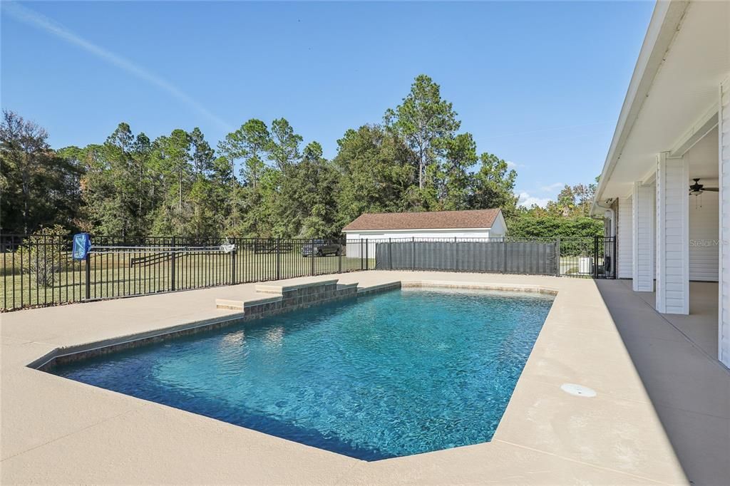 For Sale: $1,100,000 (4 beds, 4 baths, 3471 Square Feet)