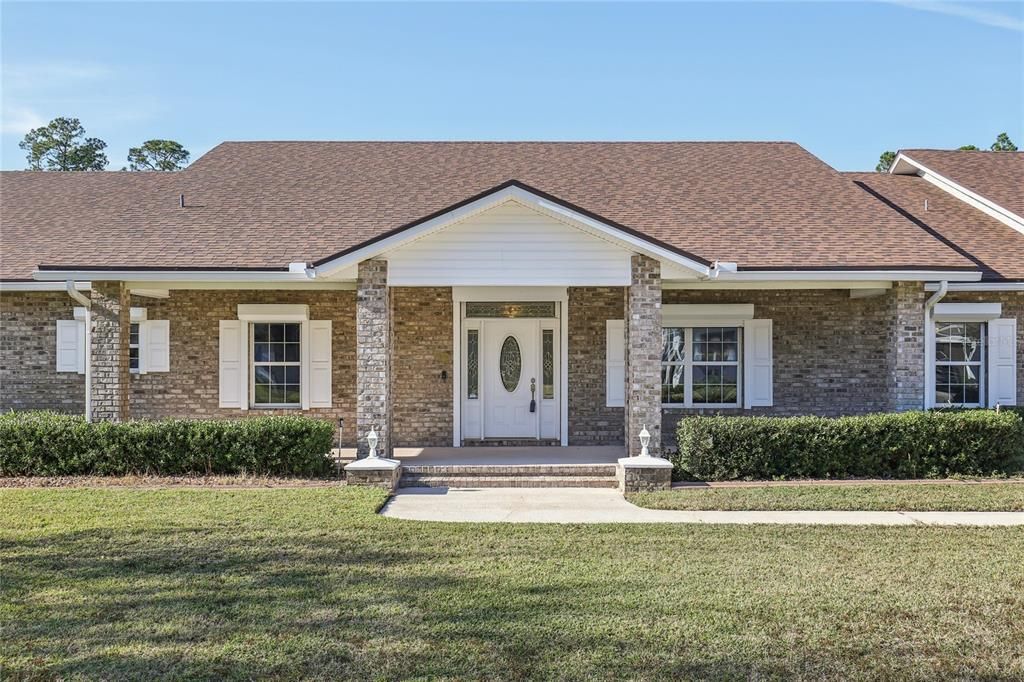 For Sale: $1,100,000 (4 beds, 4 baths, 3471 Square Feet)