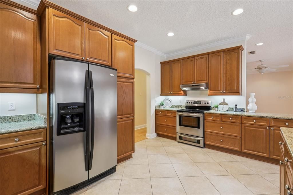 For Sale: $1,100,000 (4 beds, 4 baths, 3471 Square Feet)