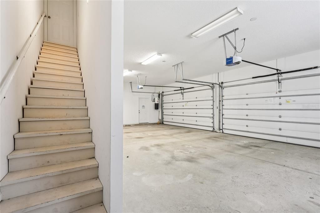 For Sale: $1,100,000 (4 beds, 4 baths, 3471 Square Feet)