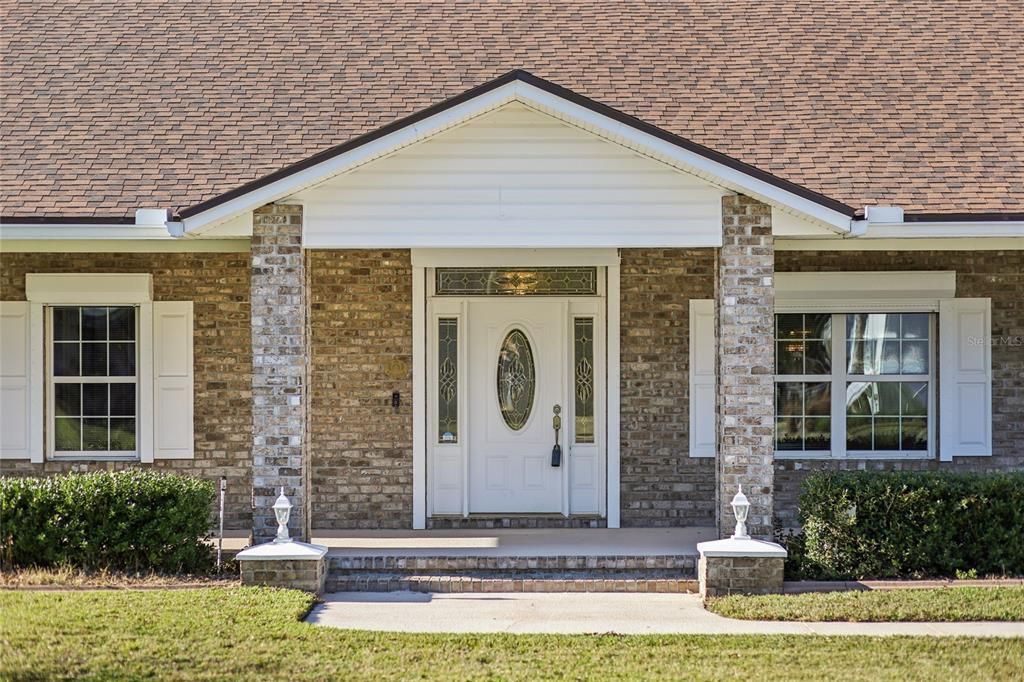 For Sale: $1,100,000 (4 beds, 4 baths, 3471 Square Feet)