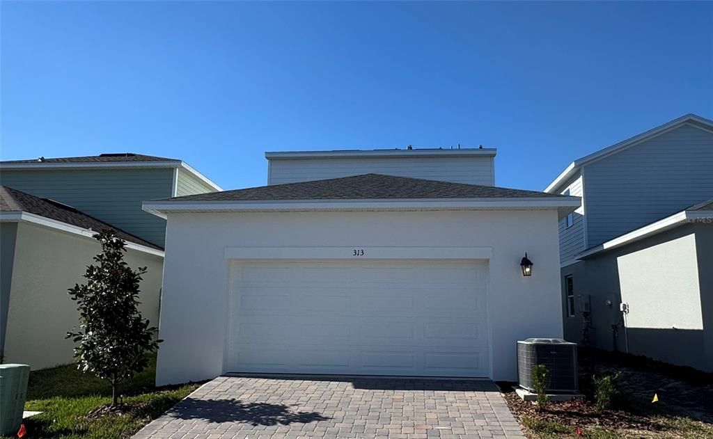 En Renta: $2,295 (3 camas, 2 baños, 1760 Pies cuadrados)