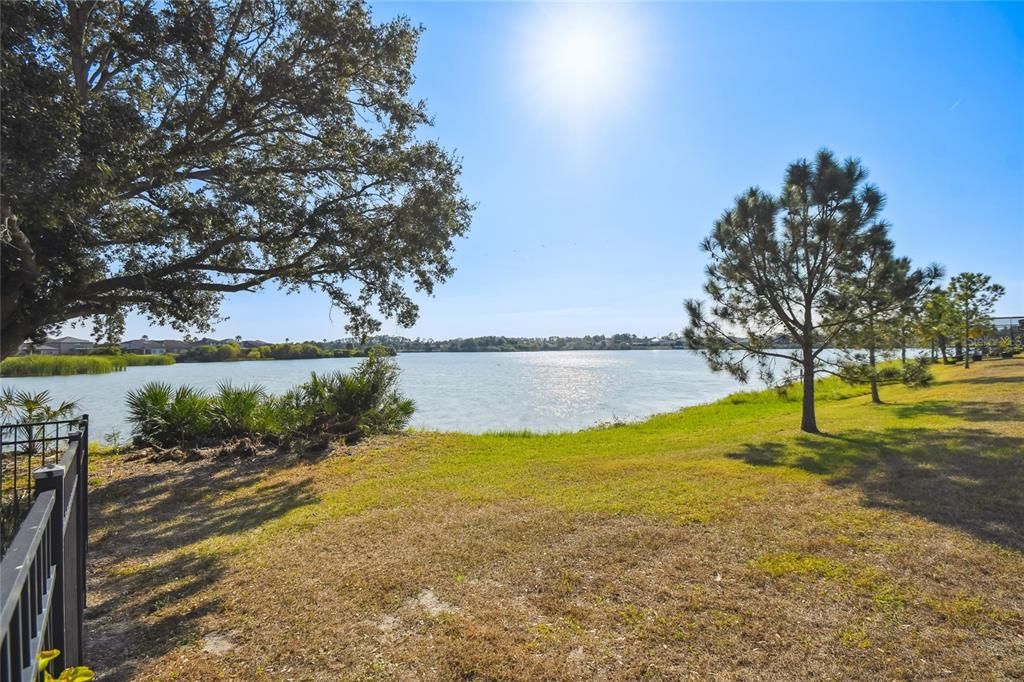 En Venta: $369,000 (3 camas, 2 baños, 1556 Pies cuadrados)