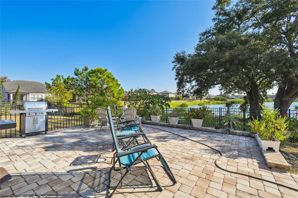 En Venta: $369,000 (3 camas, 2 baños, 1556 Pies cuadrados)