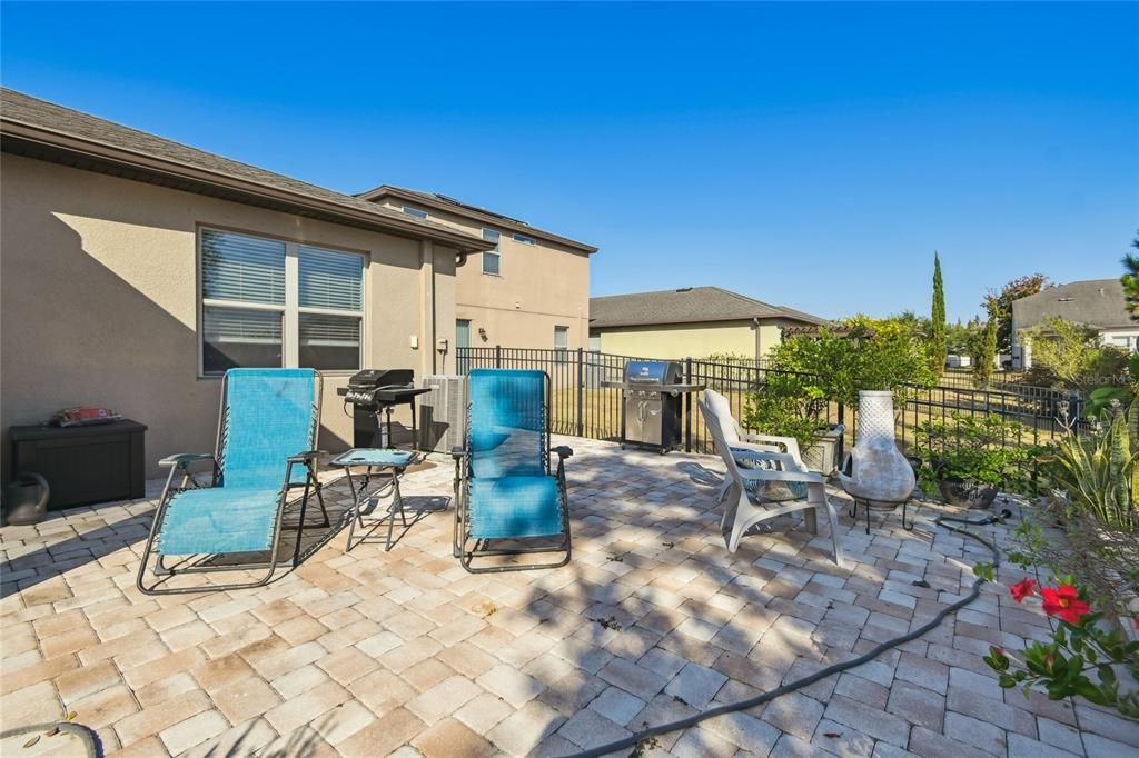 En Venta: $369,000 (3 camas, 2 baños, 1556 Pies cuadrados)